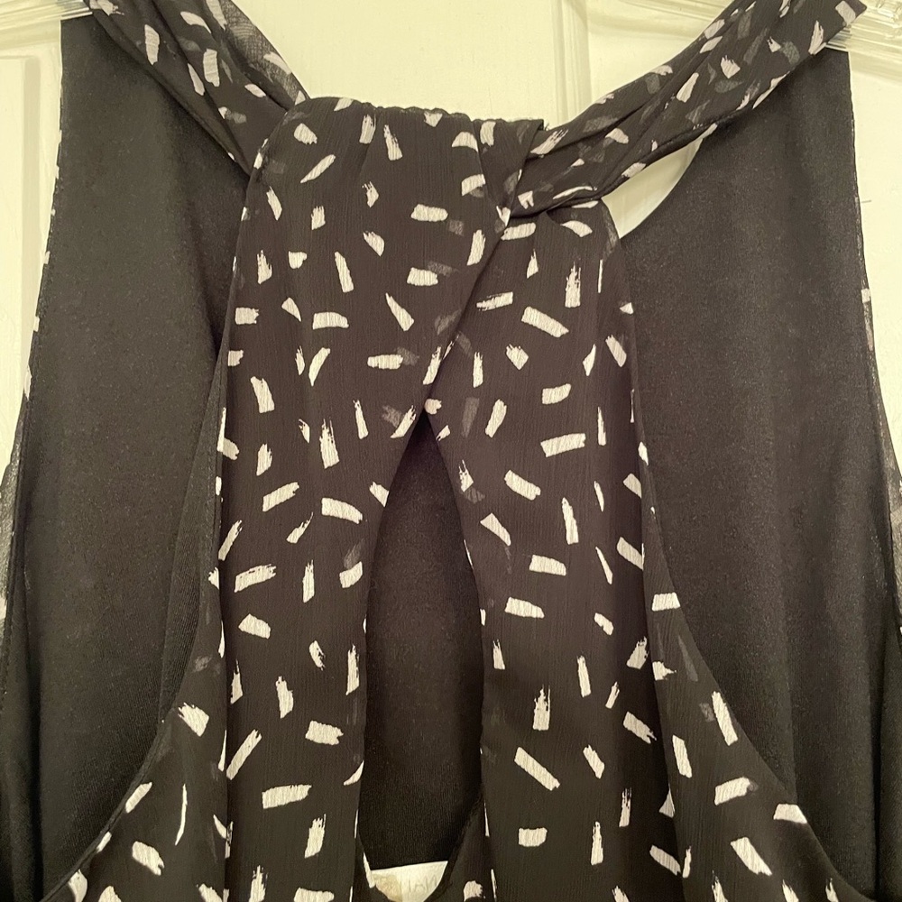 Banana Republic Razorback blouse - Picture 4 of 4
